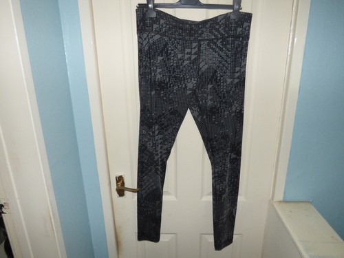 Genuine zumba black abstract - genuine,